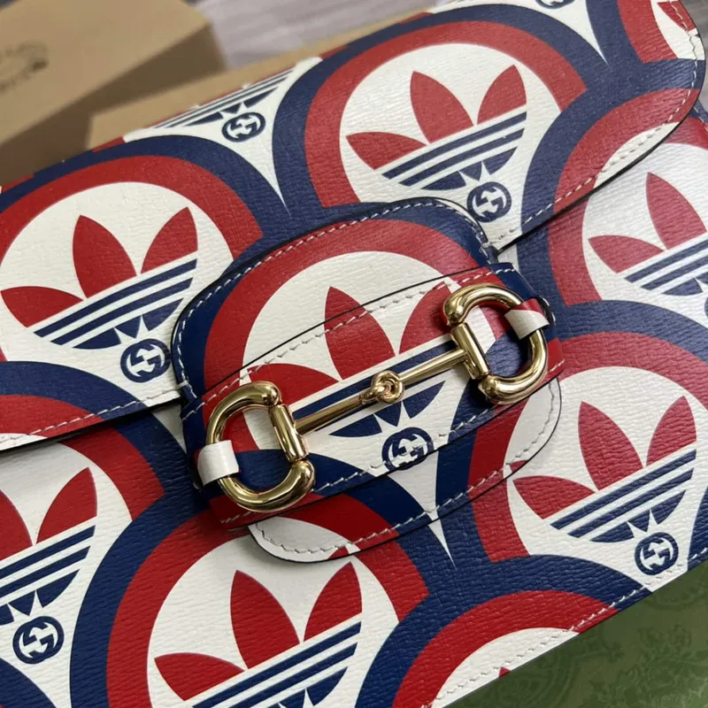 Gucci adidas x Gucci Horsebit 1955 ramenní taška 602204 modrá a červená kůže