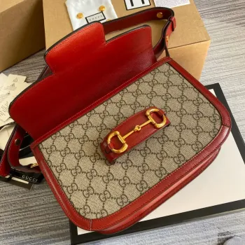 Gucci Horsebit 1955 ramenní taška 602204 béžová s červenou kůží