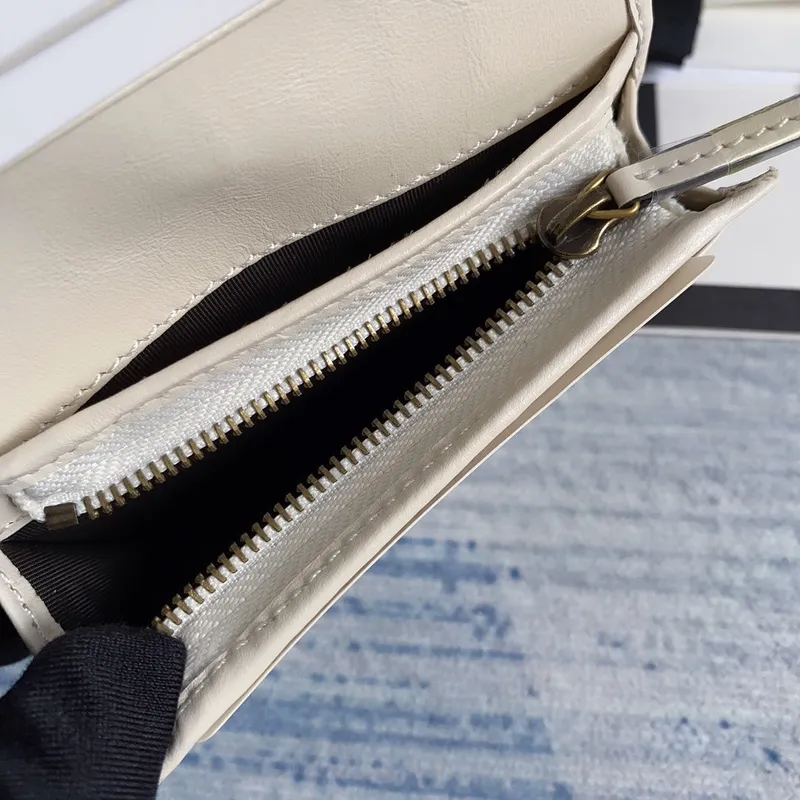 Gucci 466492 GG Marmont pouzdro na karty v bílé barvě