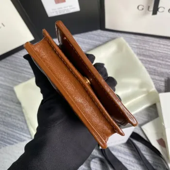 Gucci 466492 GG Marmont pouzdro na karty v hnědé barvě