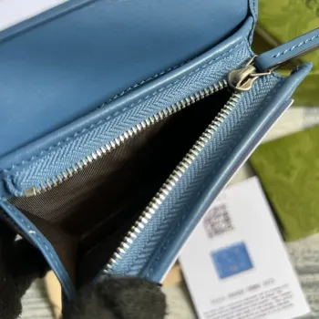 Gucci 466492 GG Marmont pouzdro na karty v modré barvě