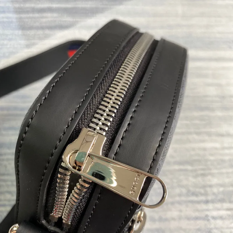 Gucci 682357 GG černá messenger 598103 černá GG Supreme plátno
