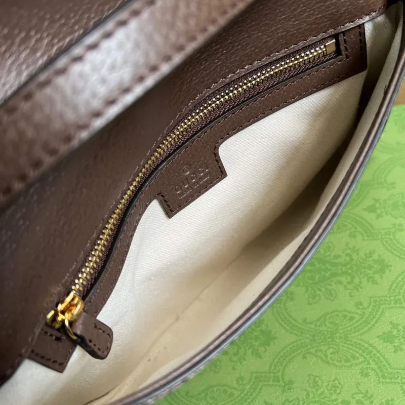 Gucci 699268 Blondie ramenní taška béžová a ebenová GG Supreme plátno