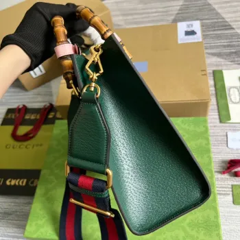 Gucci 702721 Diana Malá Taška přes Rameno Zelená Kůže