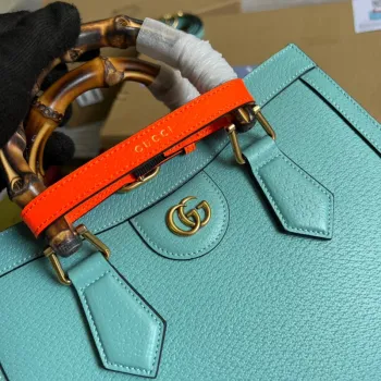 Gucci 702721 Diana Malá Taška přes Rameno Světle Modrá Kůže