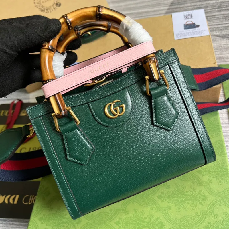 Gucci 702732 Diana Mini Tote Bag Zelená kůže