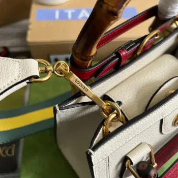 Gucci 702732 Gucci Diana Mini Tote Bag Bílá kůže