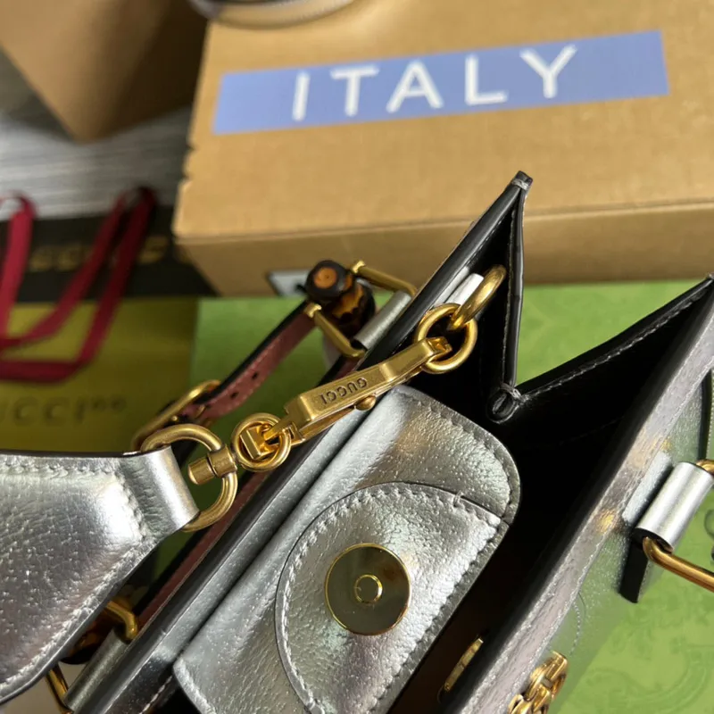 Gucci 702732 Gucci Diana Mini Tote Bag Stříbrná