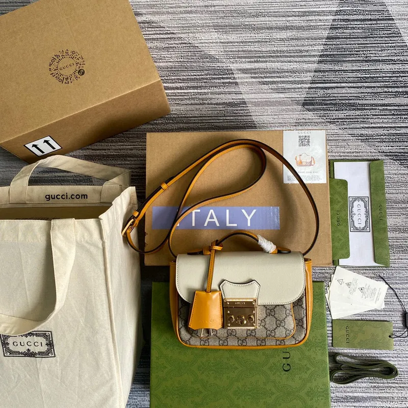 Gucci 658487 Mini Taška s Zámkem Béžová