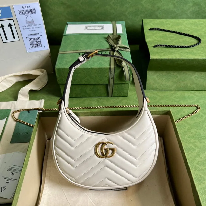 Gucci 699514 GG Marmont mini taška ve tvaru půlměsíce bílá