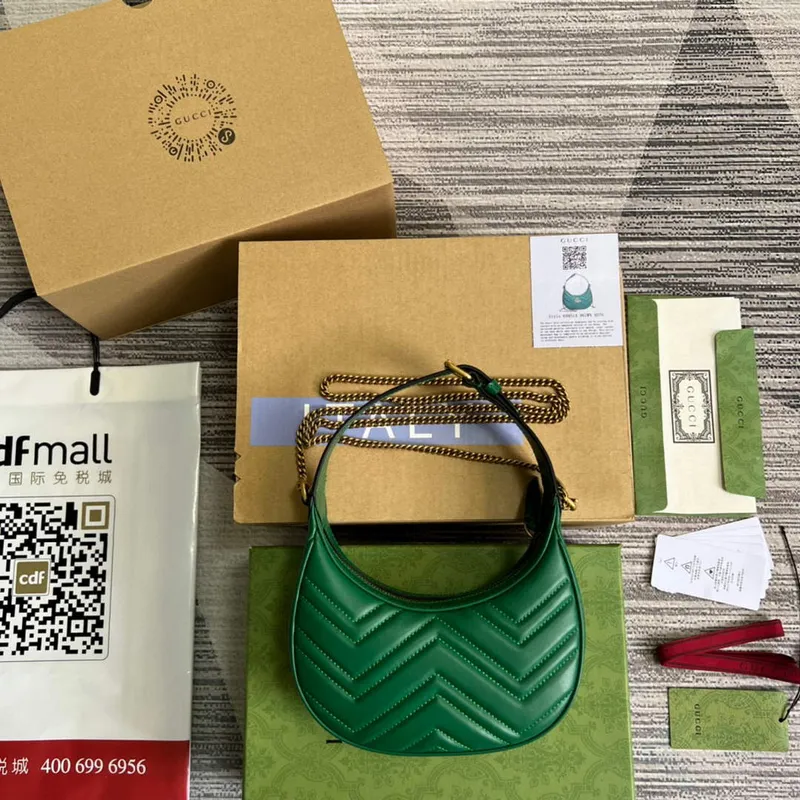 Gucci 699514 GG Marmont mini taška ve tvaru půlměsíce Zelená