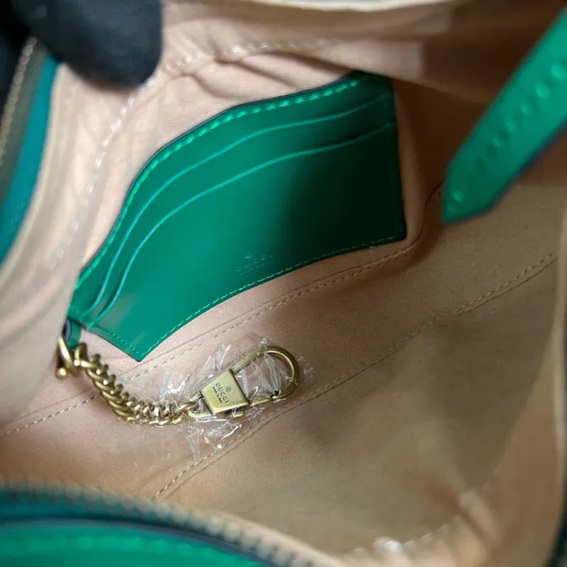 Gucci 699514 GG Marmont mini taška ve tvaru půlměsíce Zelená