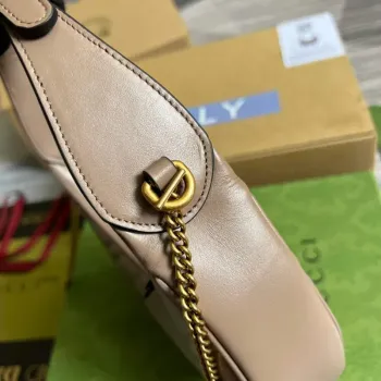 Gucci 699514 GG Marmont mini taška ve tvaru půlměsíce Světle růžová