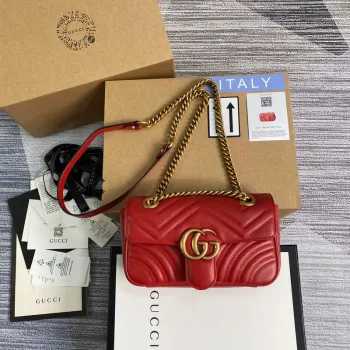 Gucci 446744 GG Marmont Matelassé Mini Taška Červená