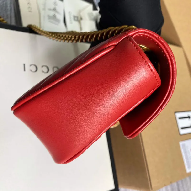 Gucci 446744 GG Marmont Matelassé Mini Taška Červená