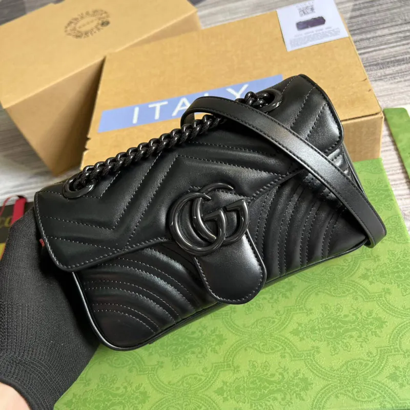 Gucci 446744 GG Marmont Matelassé Mini Taška Černá