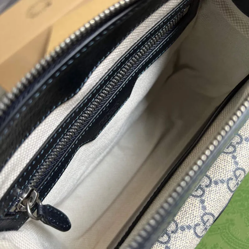 Gucci 674164 Messenger Bag s propleteným G modrá