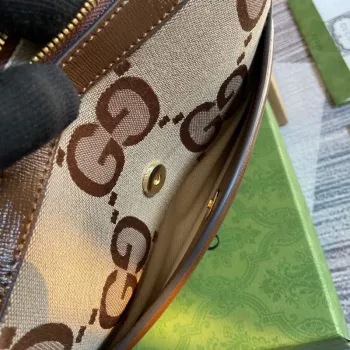 Gucci 675891 Messenger taška s jumbo GG Hnědá