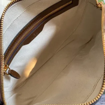 Gucci 675891 Messenger taška s jumbo GG Hnědá