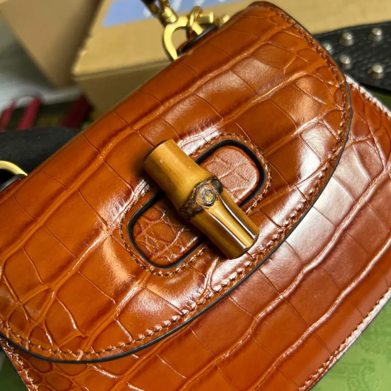 Gucci 686864 Gucci Bamboo 1947 Mini Top Handle Bag Hnědá