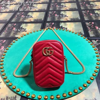 Gucci 598597 GG Marmont mini taška červená