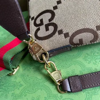 Gucci 699130 Jumbo GG Messenger Bag