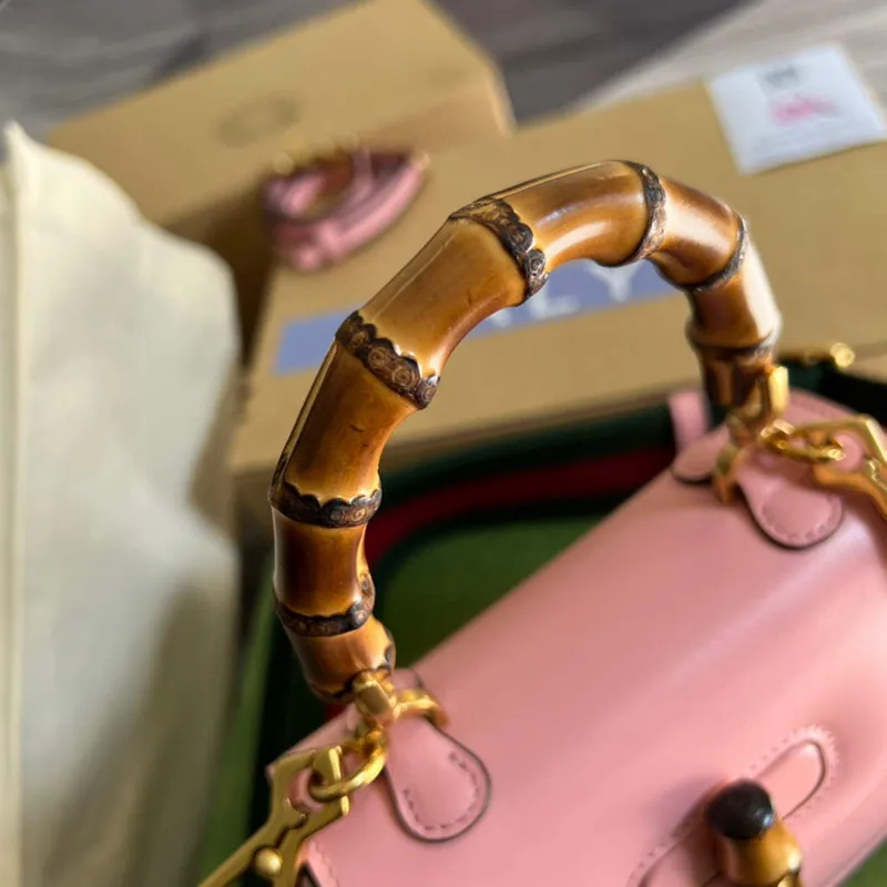 Gucci Bamboo1947 Mini taška s horním madlem 686864 Růžová