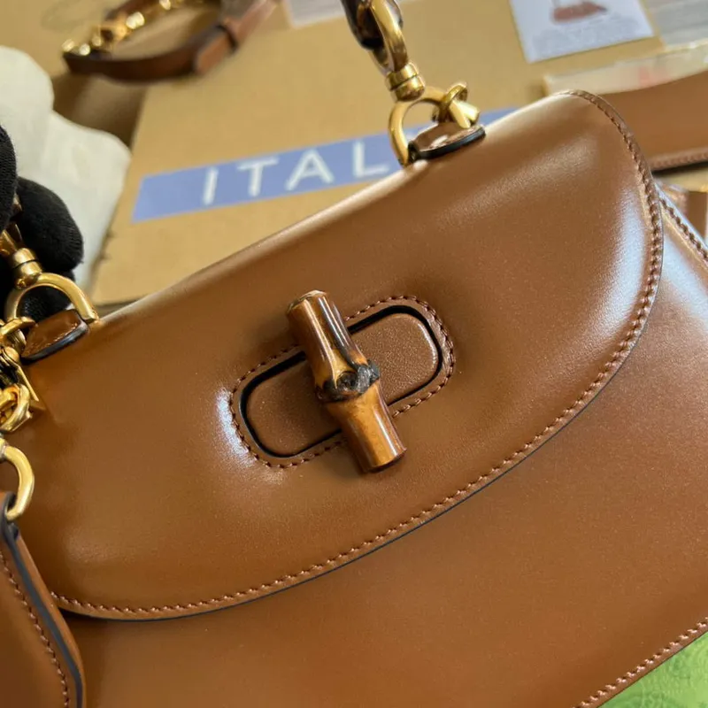 Gucci 675797 Bamboo1947 malá kabelka s horním držadlem Tan