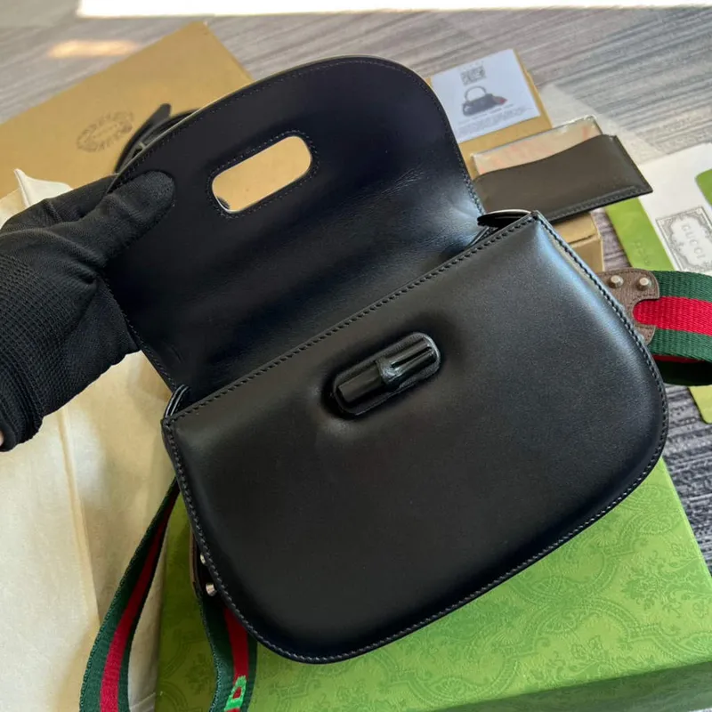 Gucci Bamboo1947 malá kabelka s horním uchopem 675797 Černá stříbrná