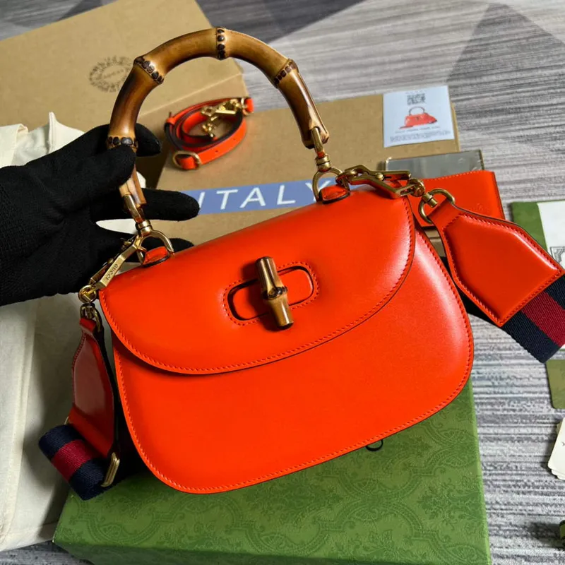 Gucci Bamboo1947 malá taška s horním madlem 675797 Červená
