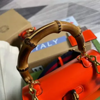 Gucci Bamboo1947 malá taška s horním madlem 675797 Červená