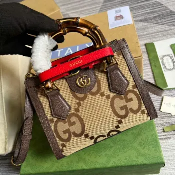 Gucci 655661 Gucci Diana jumbo GG Mini Tote Bag Hnědá
