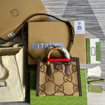 Gucci 660195 Gucci Diana jumbo GG Malá taška přes rameno Hnědá