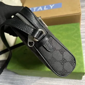 Gucci 680129 Gucci x Balenciaga The Hacker Project Ramenní zipová taška Černá