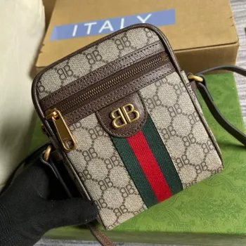 Gucci 680129 Gucci x Balenciaga The Hacker Project Ramenní zipová taška Hnědá