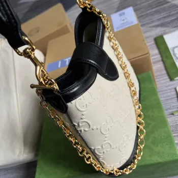 Gucci 675788 Malá GG Kabelka přes rameno Bílá