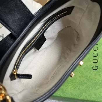 Gucci 675788 Malá GG Kabelka přes rameno Černá