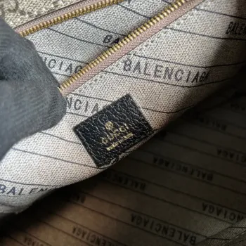 Gucci 681696 The Hacker Project Střední taška ve tvaru přesýpacích hodin Béžová a ebenová