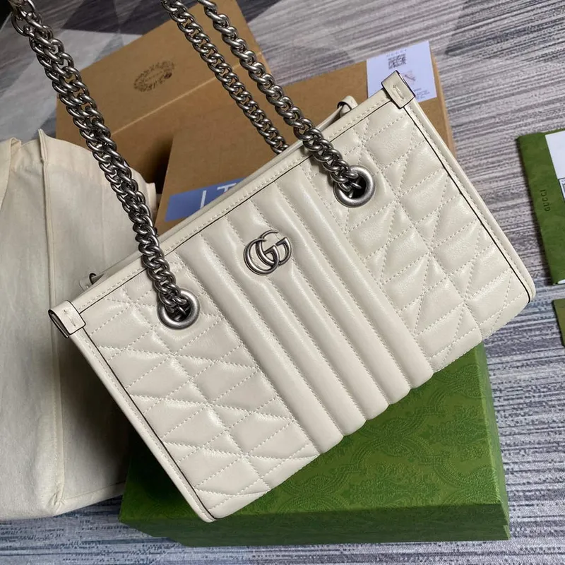 Gucci 681483 GG Marmont malá taška přes rameno Béžová