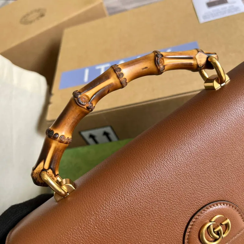 Gucci 675795 GG Velká taška s horním madlem s bambusem hnědá