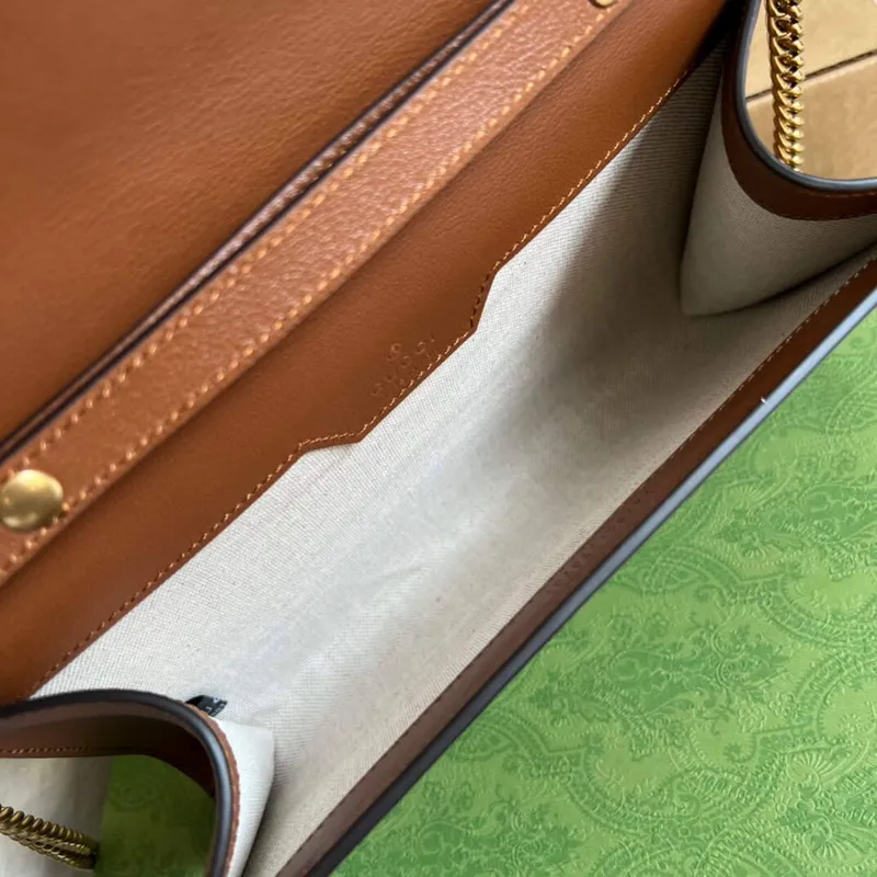 Gucci 675795 GG Velká taška s horním madlem s bambusem hnědá