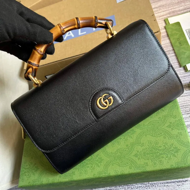 Gucci 675795 GG Velká kabelka s rukojetí a bambusem černá