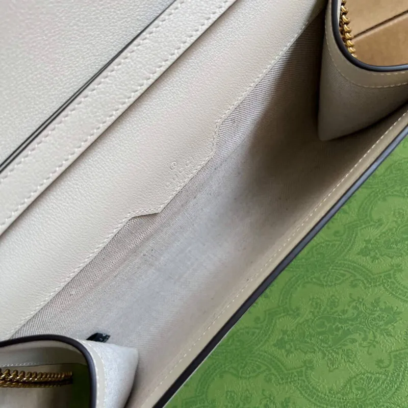 Gucci 675795 GG Velká taška s horním madlem s bambusem béžová