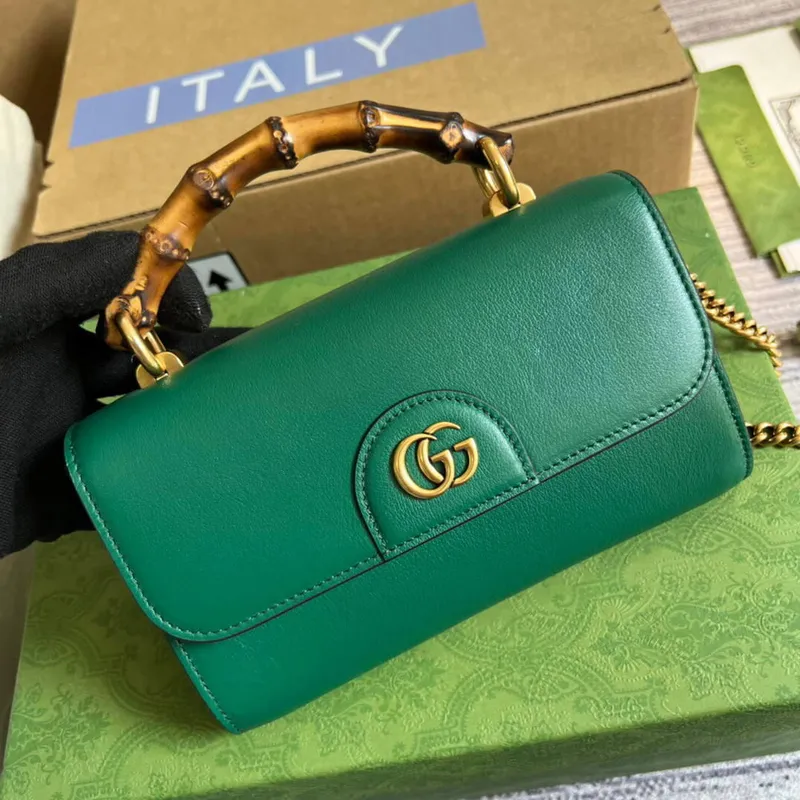 Gucci 675794 GG Malá kabelka s rukojetí a bambusem zelená