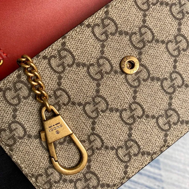 Gucci 481291 GG Supreme mini taška s třešněmi červená