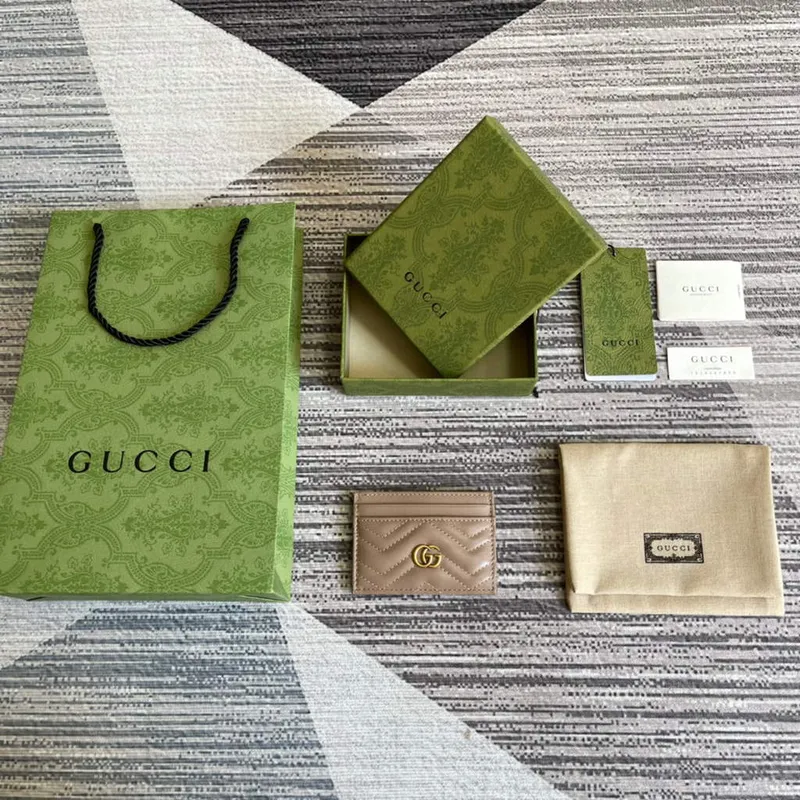 Gucci 443127 GG Marmont Karta Pouzdro Meruňka