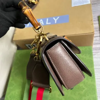 Gucci 686864 Mini jumbo GG taška s bambusem