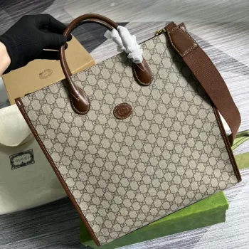 Gucci 674155 Střední taška s propleteným G logem