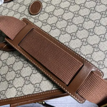 Gucci 674155 Střední taška s propleteným G logem