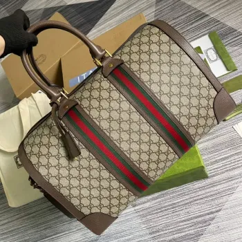 Gucci 645021 GG Duffle Bag s webovým koženým hnědým.